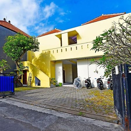 OYO 91445 Sandat Guest House Denpasa Buitenkant foto